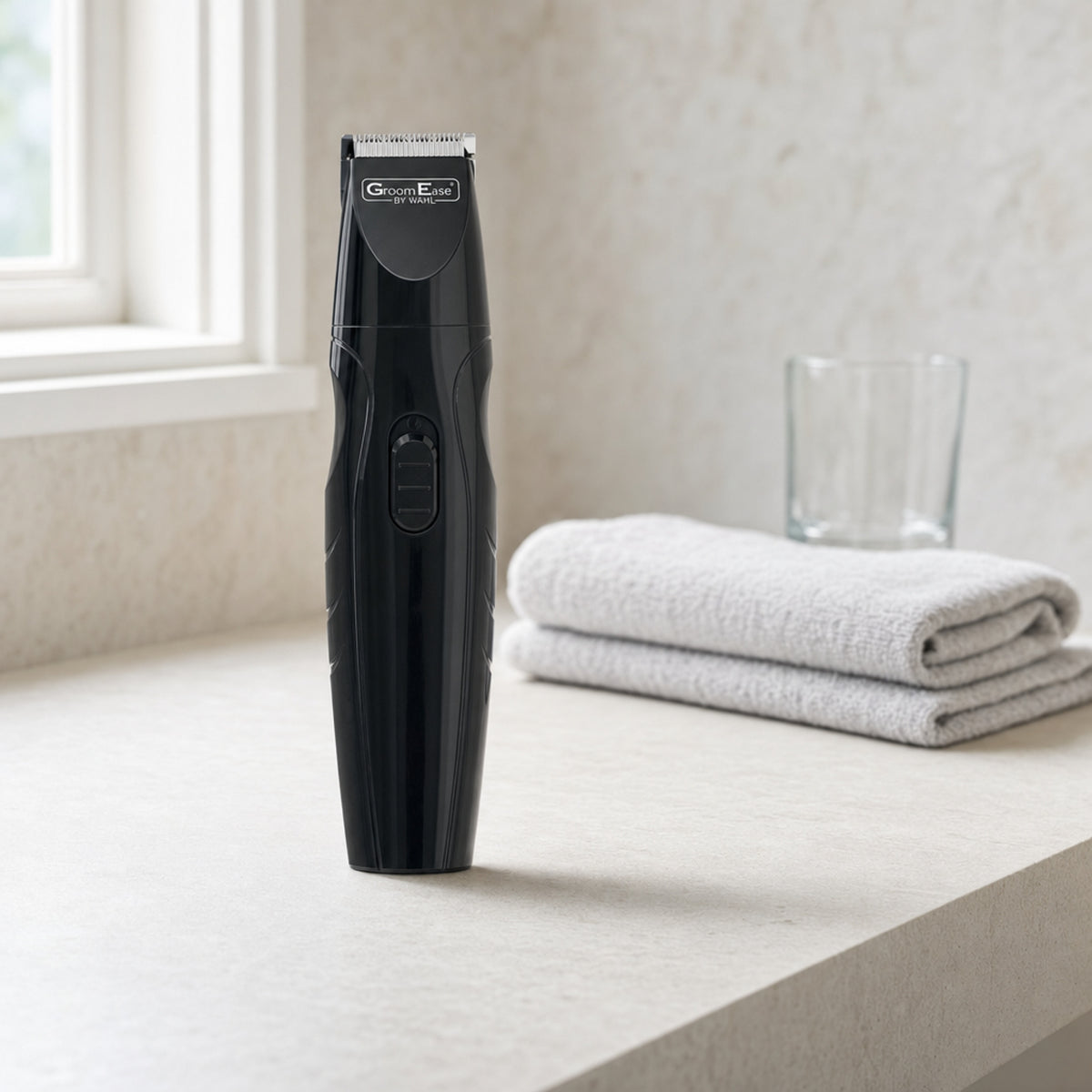 Wahl GroomEase Beard Trimmer Rechargeable 8 Lengths 0.5-12mm 9685-517 New — in context on a shelf at home